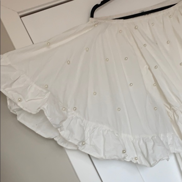 Bell-sleeved pearl beach dress | one size - Picture 2 of 8